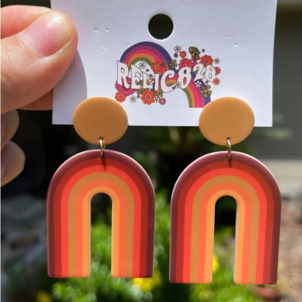 Earrings - Picture 2 of 6